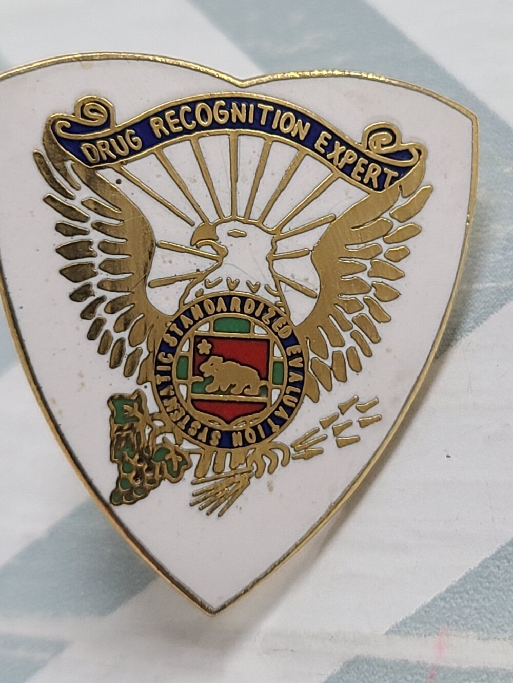 Drug Recognition Expert Eagle Shield Pin - White and Gold